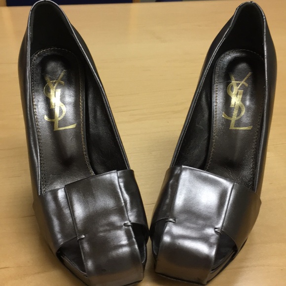 Yves Saint Laurent Shoes - YSL Yves Saint Laurent Pewter Heels Shoes 37